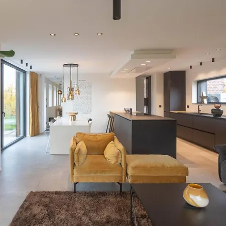 Le Clos Du Verger آوبيل